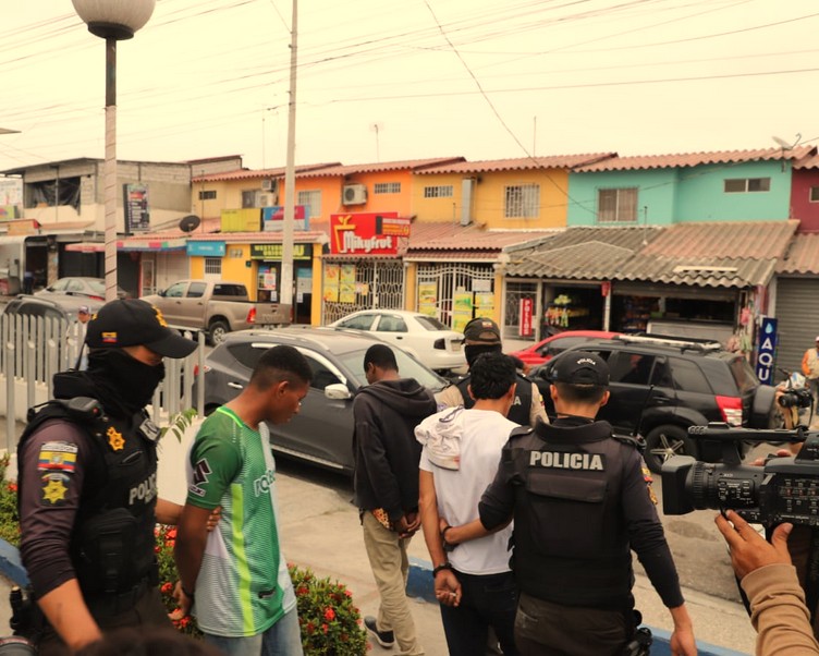 44.626 DETENIDOS POR DIFERENTES INFRACCIONES EN ECUADOR, ENTRE ENERO Y JULIO 2023.-