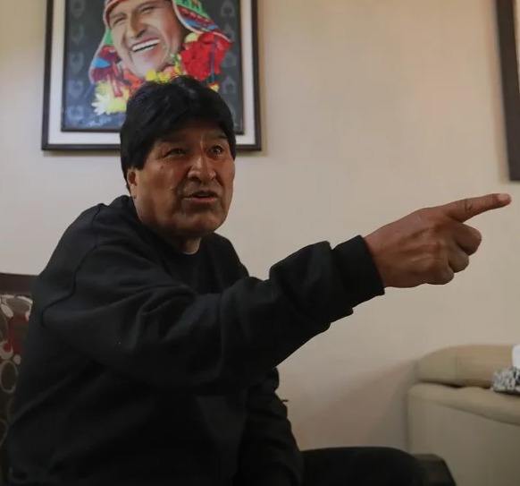 GOBIERNO DE ARGENTINA LE RETIRA A EVO MORALES, ESTATUS DE REFUGIADO.-