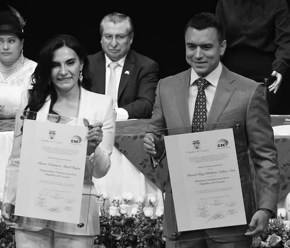A UNA DENUNCIA DE VICEPRESIDENTA ABAD EN CONTRA DEL PRESIDENTE NOBOA Y OTROS FUNCIONARIOS, EL CONTENCIOSO ELECTORAL DETERMINÓ QUE NO COMETIERON VIOLENCIA DE GÉNERO.-