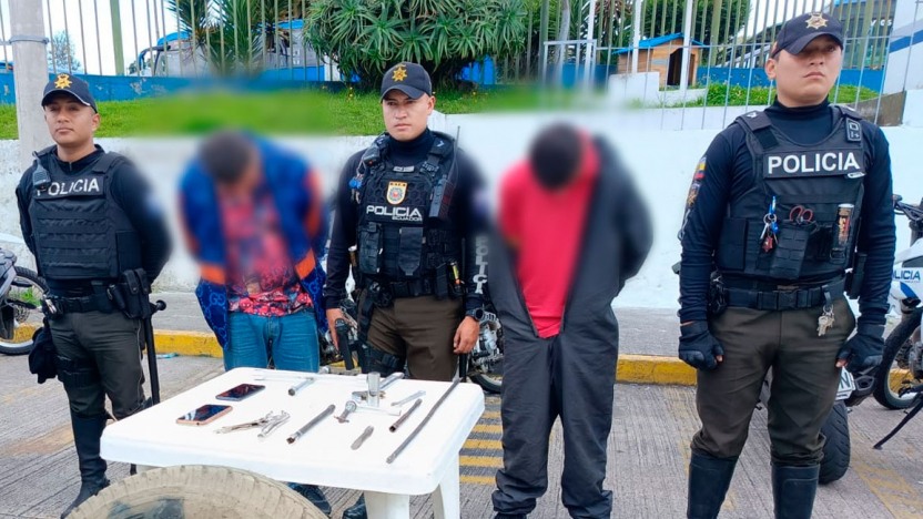 LADRÓN DE UN COCHE EN EL QUICENTRO, ES DETENIDO LUEGO DE UNA PERSECUCIÓN DE LA POLICÍA.-